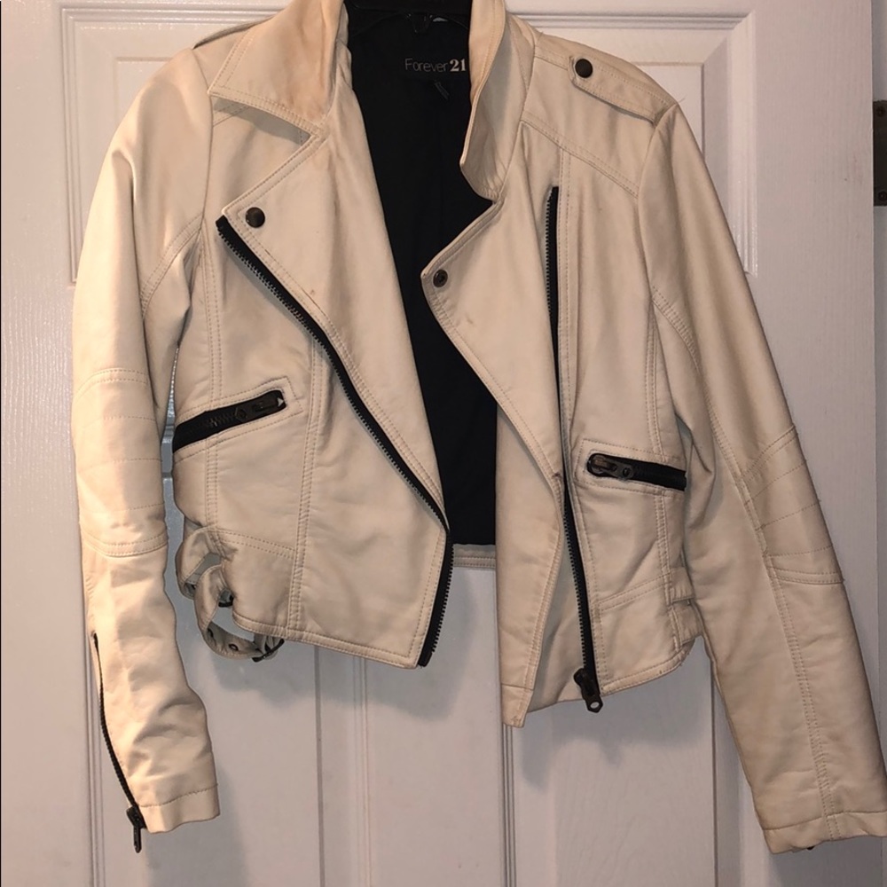 Faux leather cropped jacket